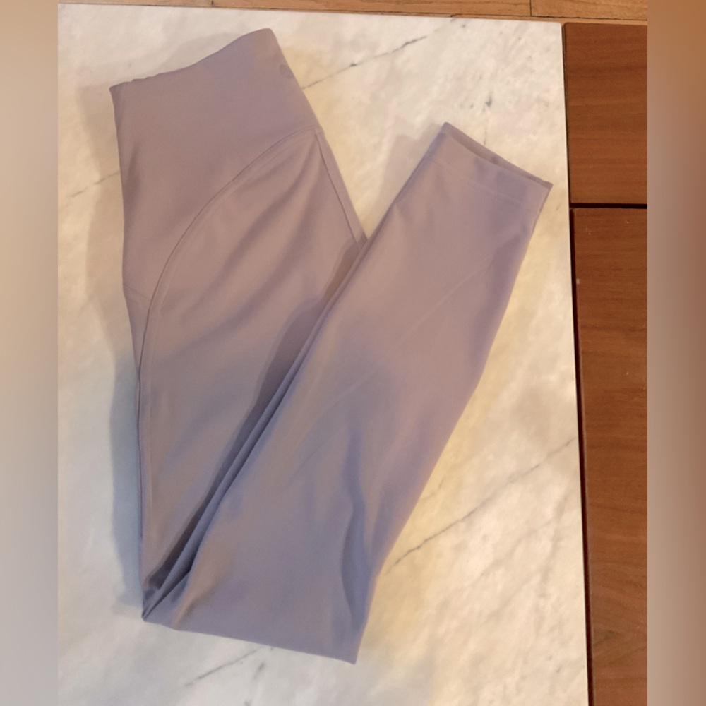 Lululemon Instill Leggings 25” Size 4